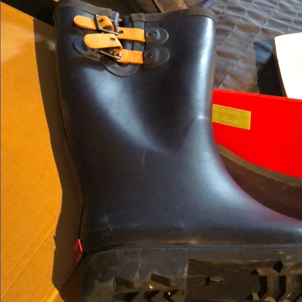 Rain boots